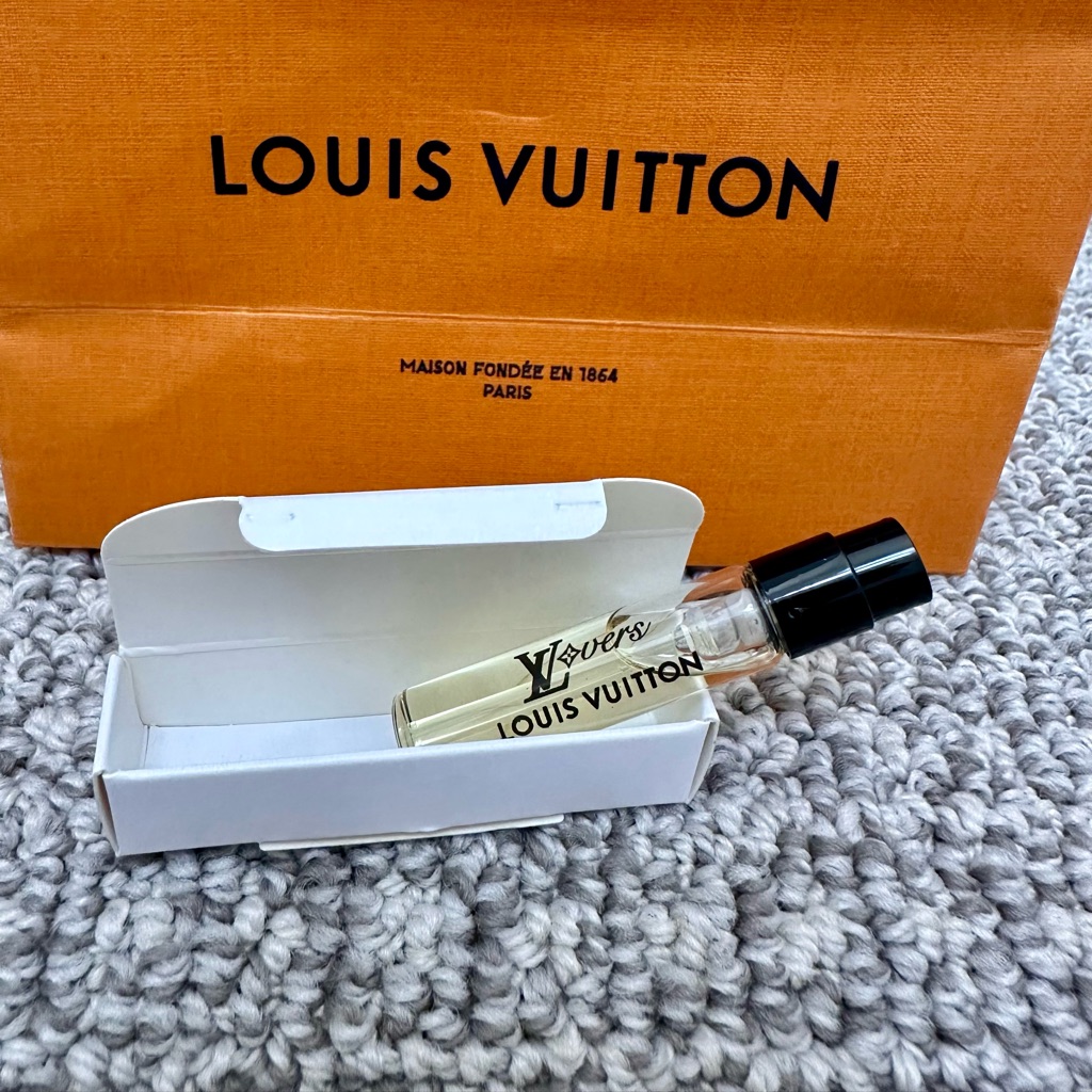 Louis Vuitton “Lovers”